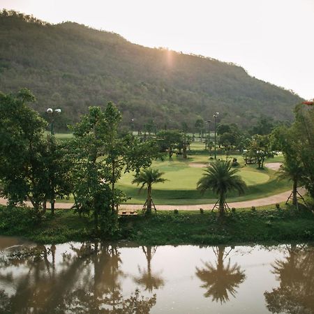 Phubachiang Golf & Resort Pakse Esterno foto