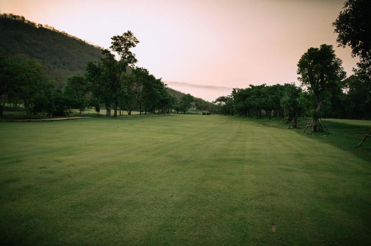 Phubachiang Golf & Resort Pakse Esterno foto