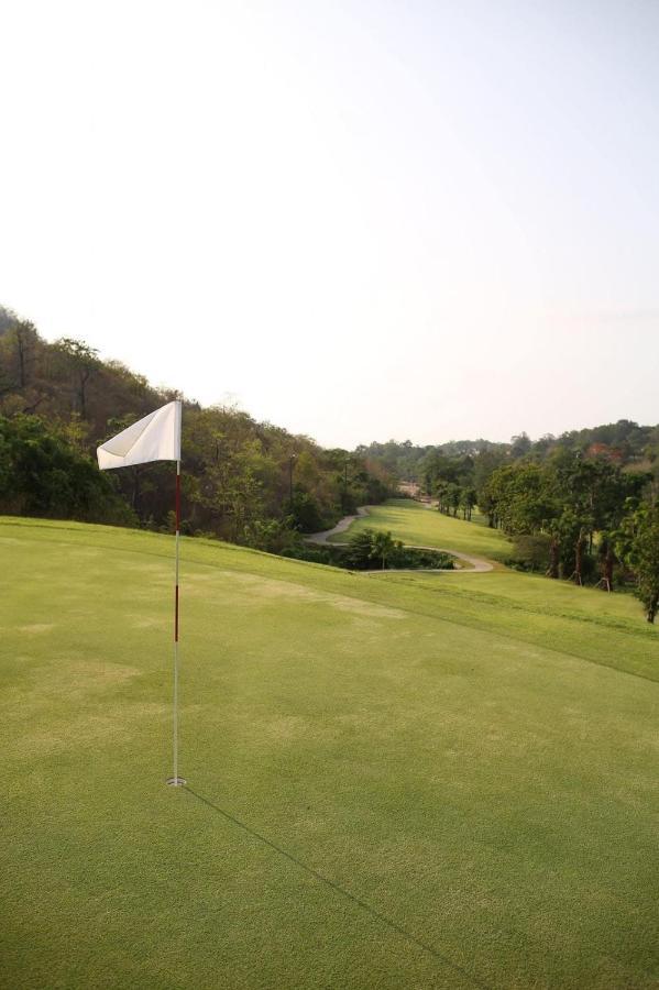 Phubachiang Golf & Resort Pakse Esterno foto