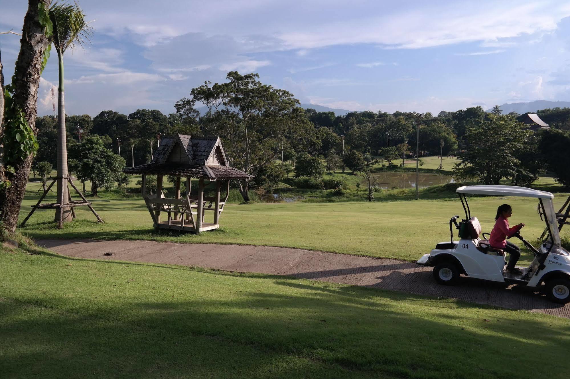 Phubachiang Golf & Resort Pakse Esterno foto